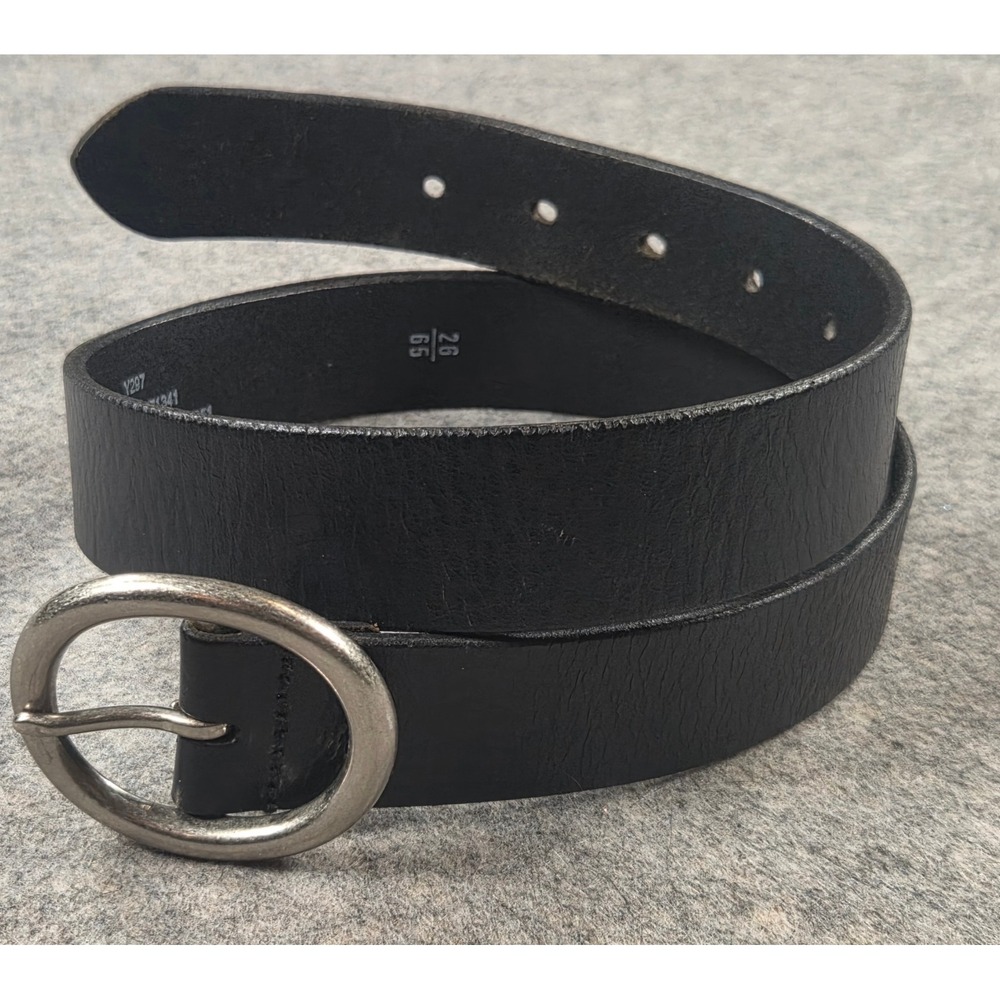 LL Bean Black Cowhide Leather Belt Made in England Solid Brass Buckle 26 65 Y297